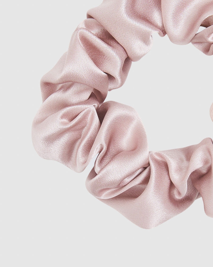 ACCESSORIES Blush Pink / One Size Silk Scrunchie