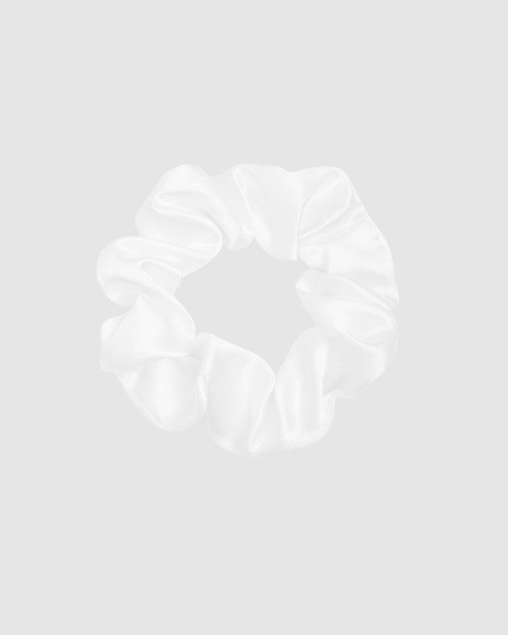 ACCESSORIES Pearl White / One Size Silk Scrunchie